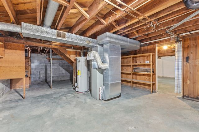 619 Fall Street, Spring Lake, MI 49456