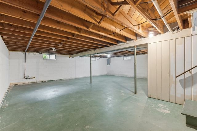 619 Fall Street, Spring Lake, MI 49456