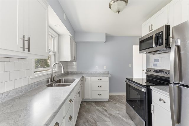 619 Fall Street, Spring Lake, MI 49456