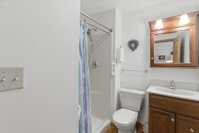 760 West Mountain Road, Shaftsbury, VT 05262