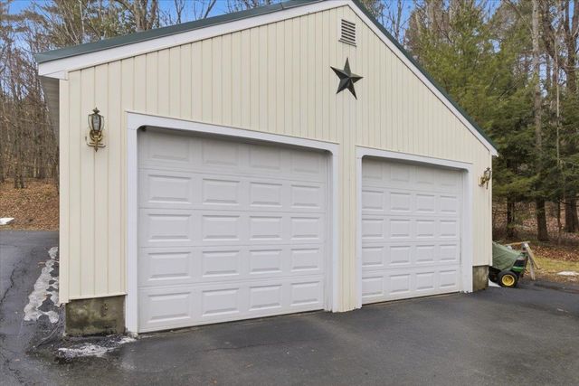 760 West Mountain Road, Shaftsbury, VT 05262