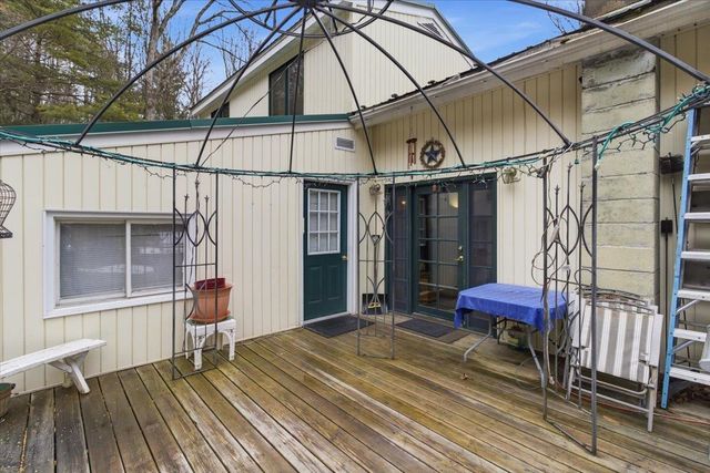 760 West Mountain Road, Shaftsbury, VT 05262