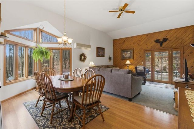 760 West Mountain Road, Shaftsbury, VT 05262