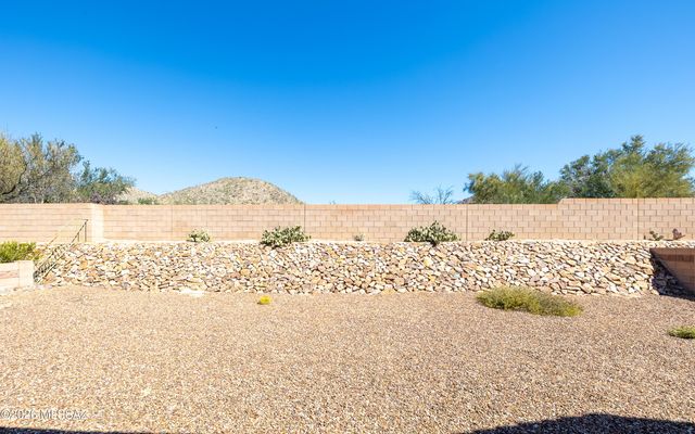 5080 W Coyote Gulch Loop, Marana, AZ 85658