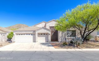 5080 W Coyote Gulch Loop, Marana, AZ 85658