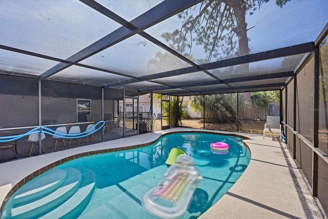 3010 GOLDEN RAIN DRIVE, Sarasota, FL 34232