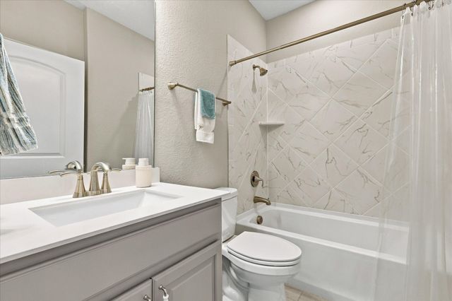 965 Memorial Drive, Little Elm, TX 76227