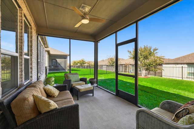 965 Memorial Drive, Little Elm, TX 76227