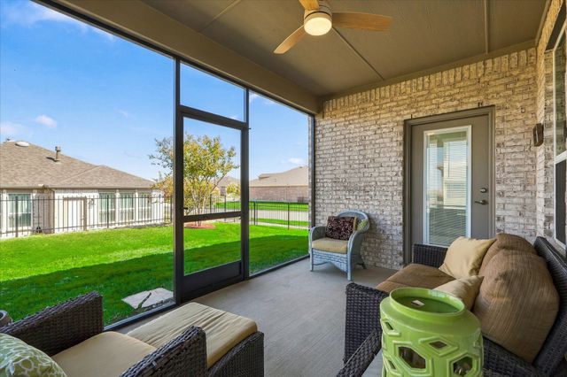 965 Memorial Drive, Little Elm, TX 76227