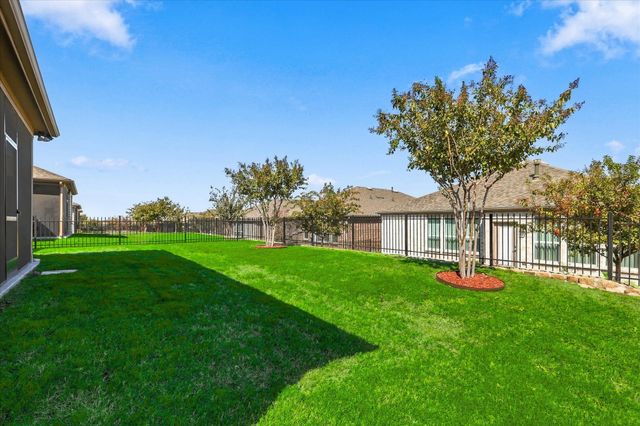 965 Memorial Drive, Little Elm, TX 76227