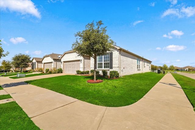 965 Memorial Drive, Little Elm, TX 76227