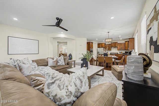 27322 N 53RD Drive, Phoenix, AZ 85083