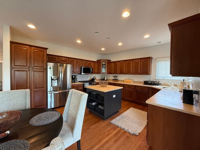 2019 Mallard Lane, Woodstock, IL 60098