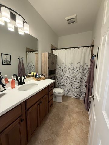 2019 Mallard Lane, Woodstock, IL 60098