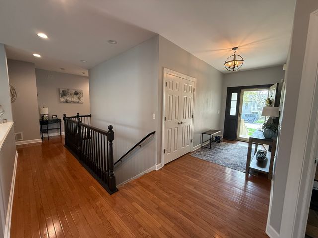 2019 Mallard Lane, Woodstock, IL 60098