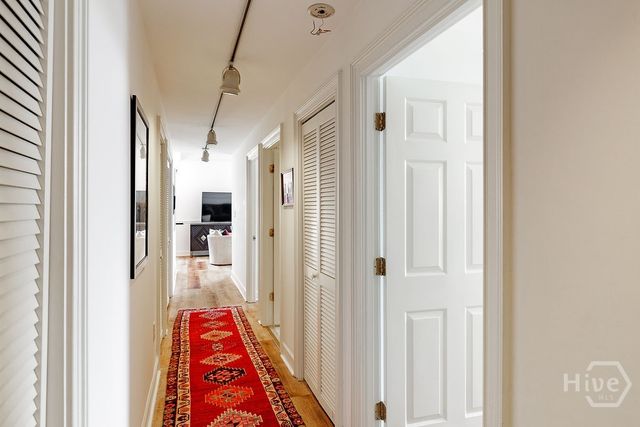 247 E Washington Street 207, Athens, GA 30601