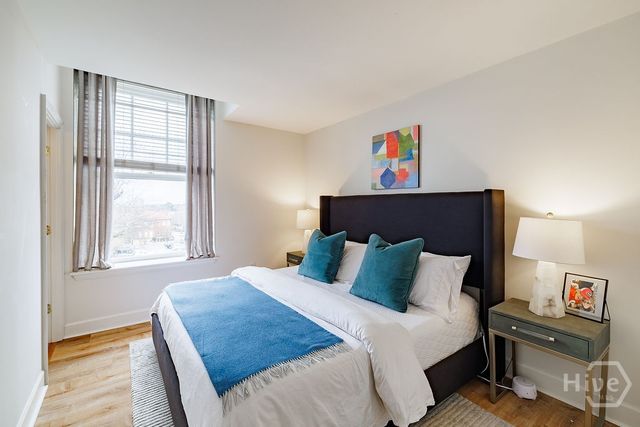 247 E Washington Street 207, Athens, GA 30601