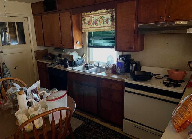 2130 N Park Avenue, Springfield, MO 65803