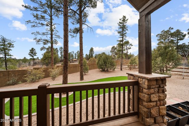 120 N RETREAT Drive, Show Low, AZ 85901