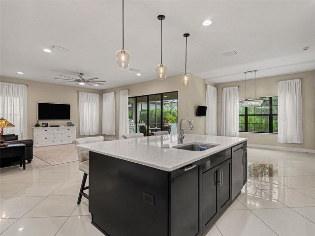 13817 MOONSTONE CANYON DRIVE, Riverview, FL 33579