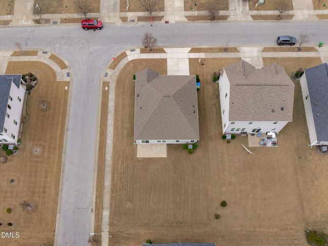 304 Willow Grove Lane, Fuquay Varina, NC 27526