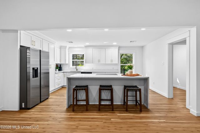 1305 Pine Street, Gulfport, MS 39507