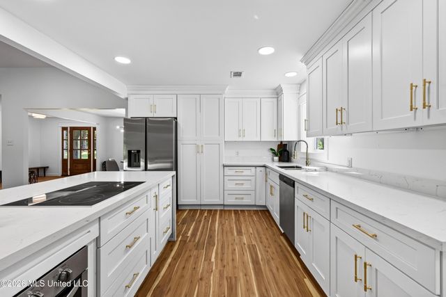 1305 Pine Street, Gulfport, MS 39507
