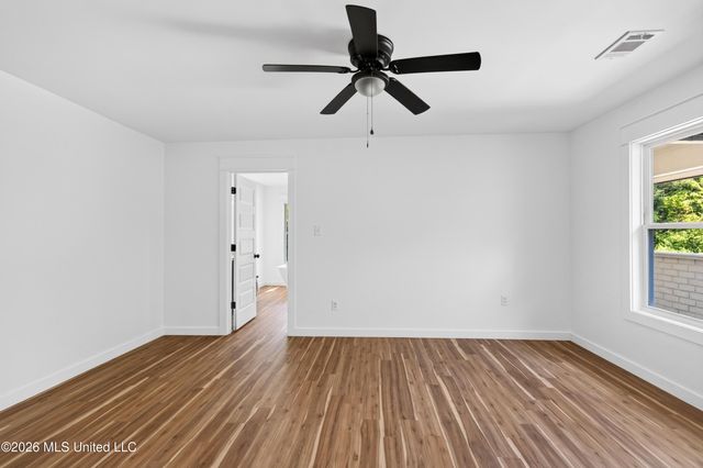 1305 Pine Street, Gulfport, MS 39507