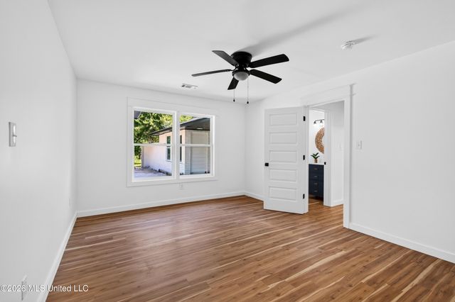 1305 Pine Street, Gulfport, MS 39507