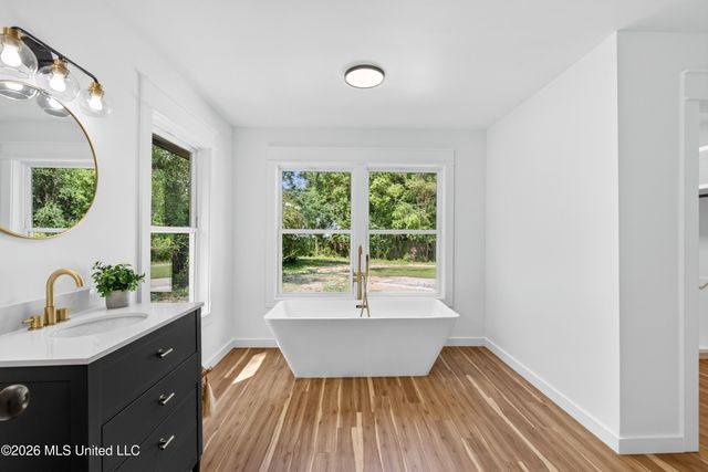 1305 Pine Street, Gulfport, MS 39507