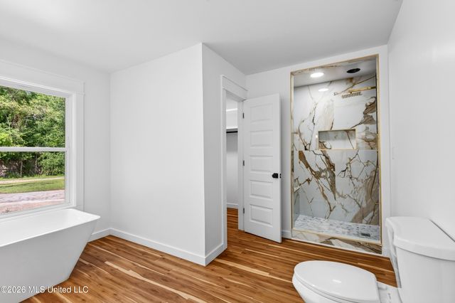 1305 Pine Street, Gulfport, MS 39507