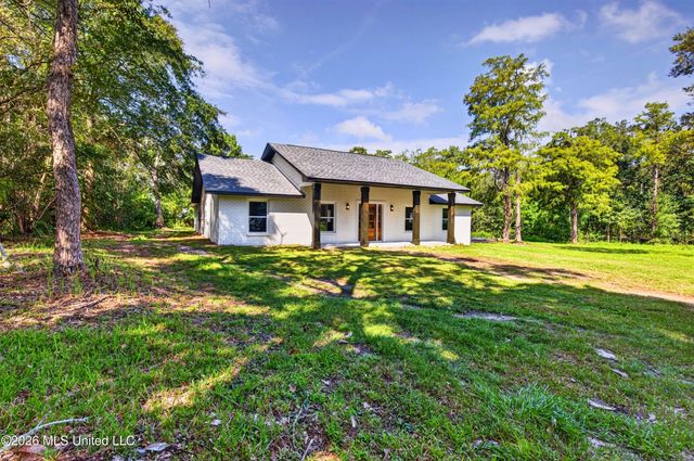 1305 Pine Street, Gulfport, MS 39507