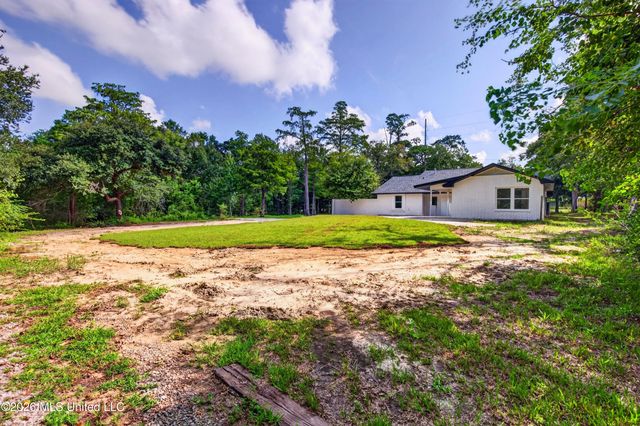 1305 Pine Street, Gulfport, MS 39507