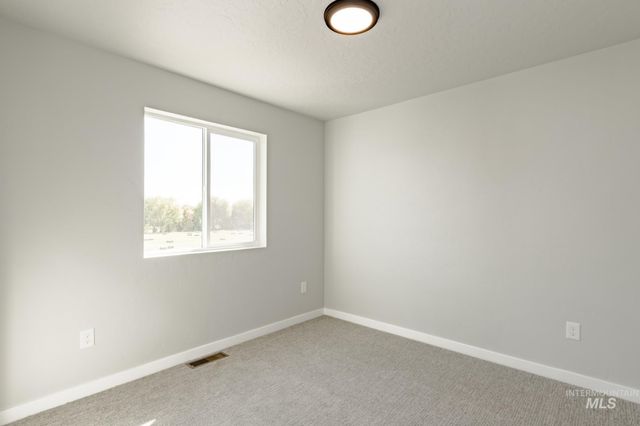 710 S Blackfoot Ave, Emmett, ID 83617