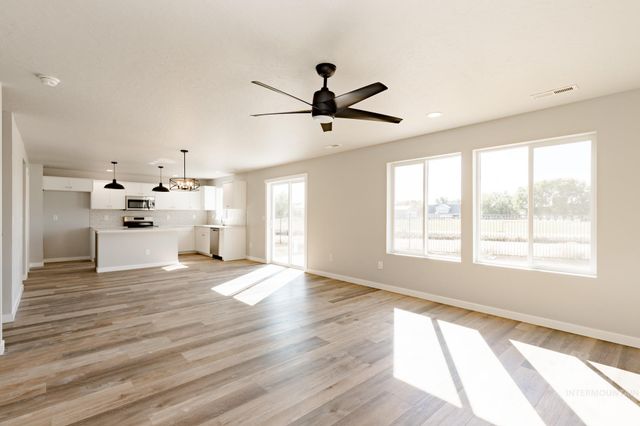 710 S Blackfoot Ave, Emmett, ID 83617