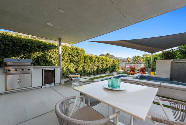 77495 Huntley Drive, Indian Wells, CA 92210
