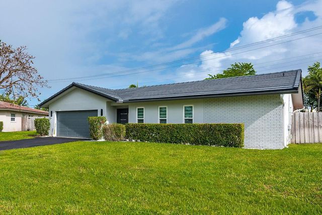 115 St Cloud Lane, Boca Raton, FL 33431