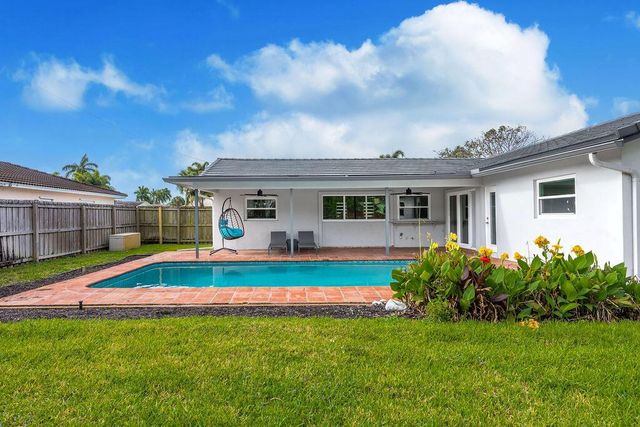 115 St Cloud Lane, Boca Raton, FL 33431