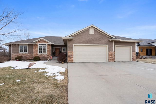 2412 S Purdue Ave Avenue, Sioux Falls, SD 57106