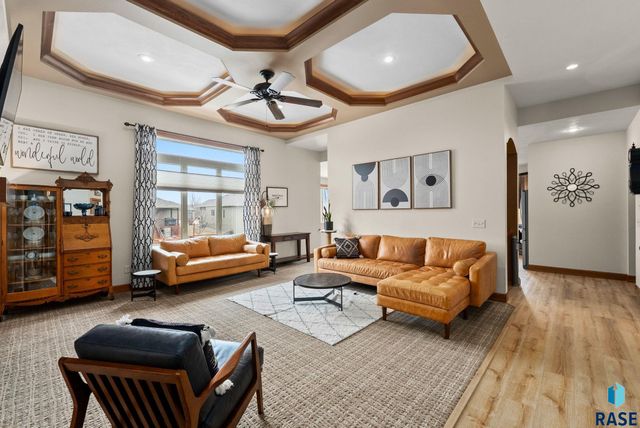 2412 S Purdue Ave Avenue, Sioux Falls, SD 57106