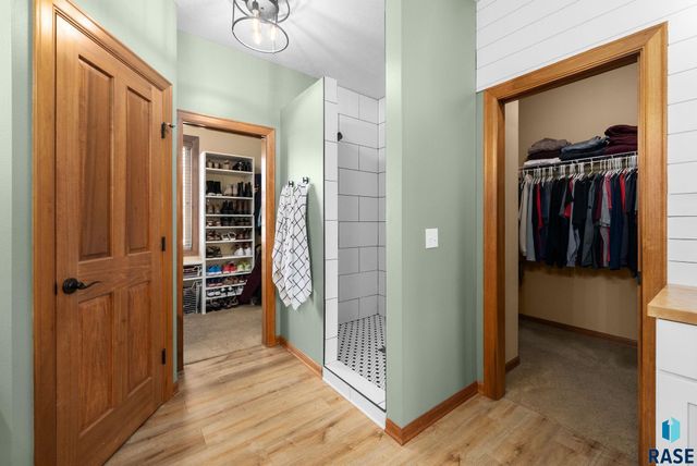 2412 S Purdue Ave Avenue, Sioux Falls, SD 57106