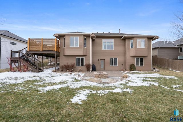 2412 S Purdue Ave Avenue, Sioux Falls, SD 57106