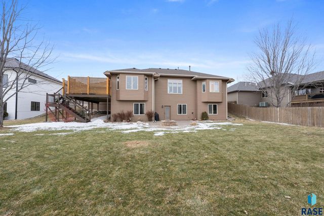 2412 S Purdue Ave Avenue, Sioux Falls, SD 57106