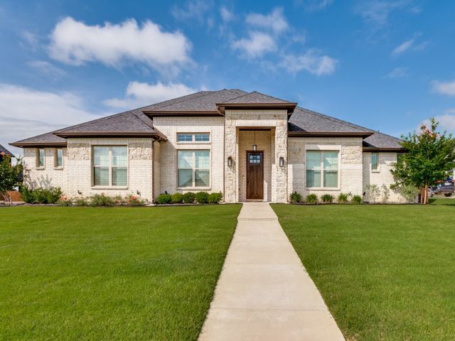 7430 Desert Willow Lane, Ovilla, TX 75154