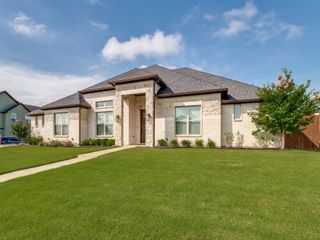 7430 Desert Willow Lane, Ovilla, TX 75154