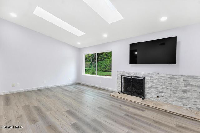 1443 Briarglen Avenue, Westlake Village, CA 91361