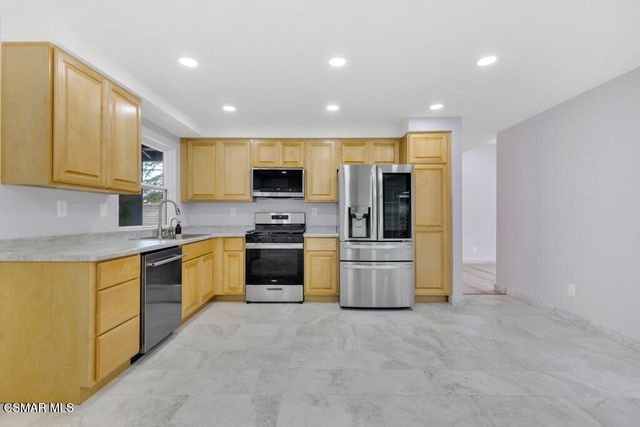 1443 Briarglen Avenue, Westlake Village, CA 91361