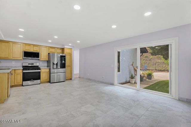 1443 Briarglen Avenue, Westlake Village, CA 91361
