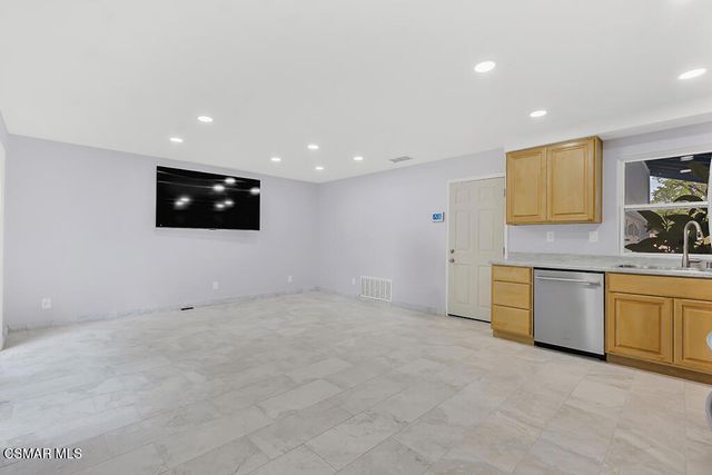 1443 Briarglen Avenue, Westlake Village, CA 91361