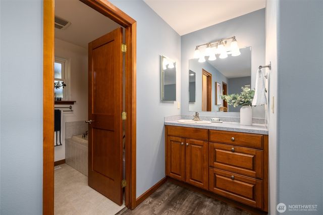 3602 W 8th Street, Anacortes, WA 98221